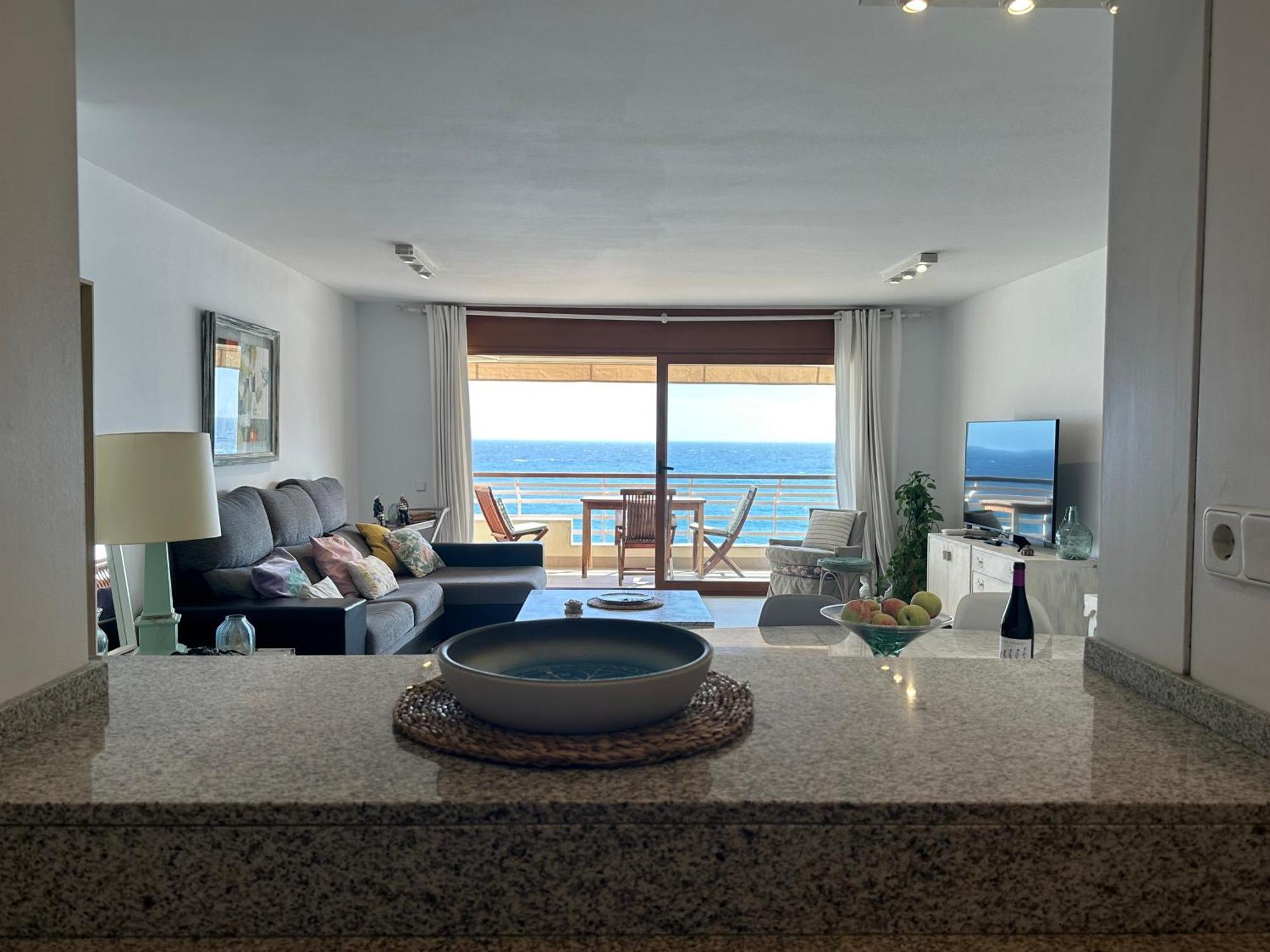 Lets Holidays Tropicana Sea Views 4 Тосса-де-Мар Экстерьер фото
